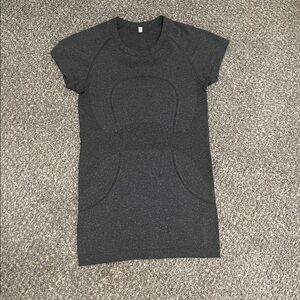 Lululemon swifty tech tank top. 4